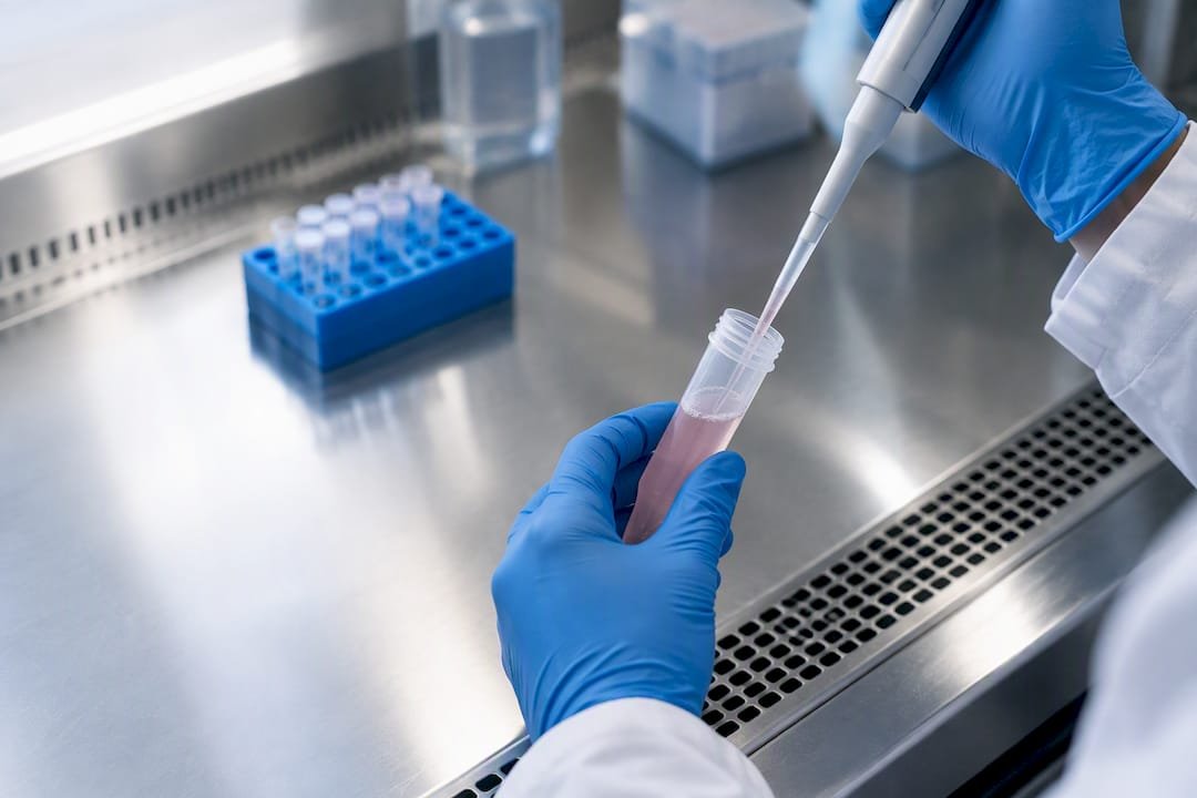 Fix Lentiviral Transduction in Primary and Suspension Cells: 0.1–10 MOI